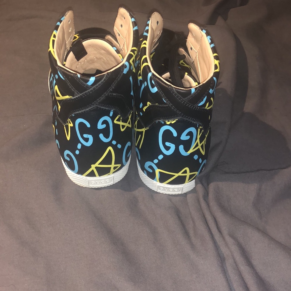 Size 8 Gucci Sneakers - Picture 3 of 5